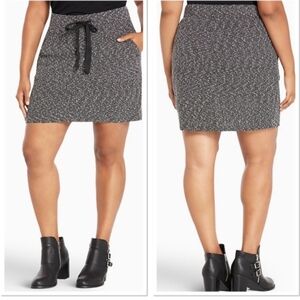 Torrid Size 0 (Large) Mini Skirt Black White Speckled Drawstring Waist